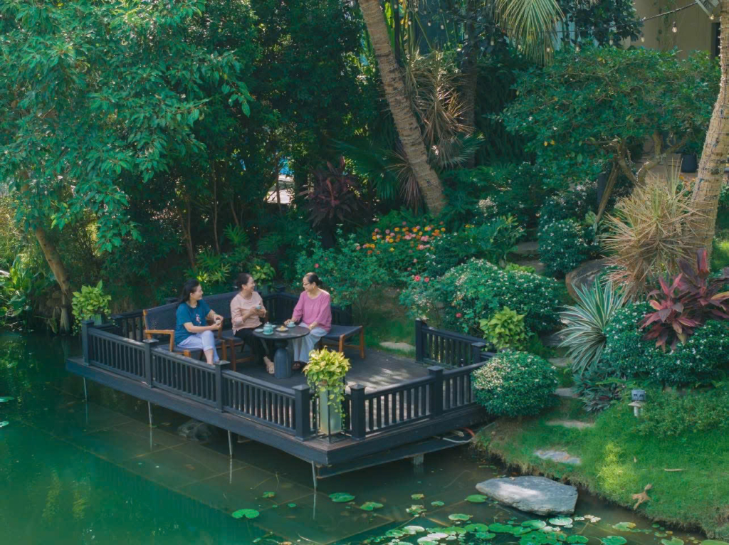 eco retreat